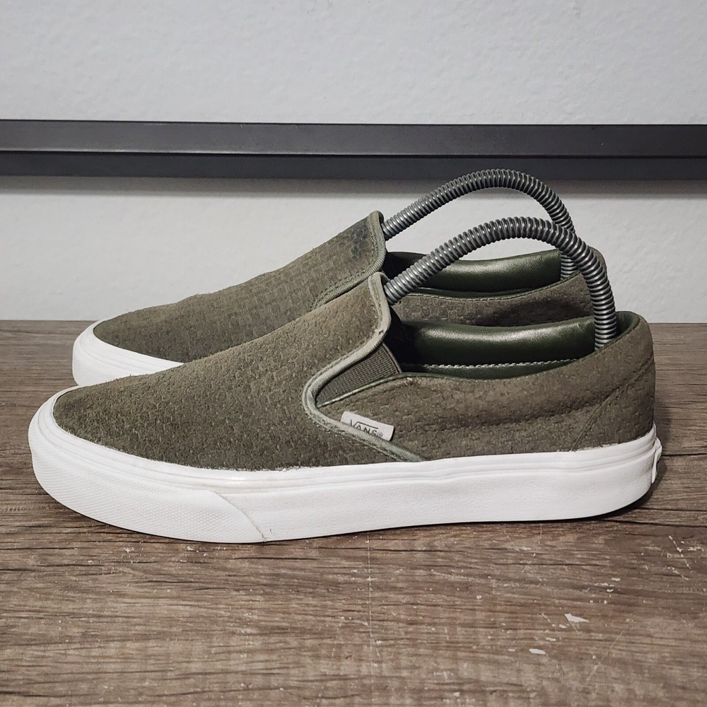 Vans Classic Slip-On Women’s Skate Shoes Size 8 Green