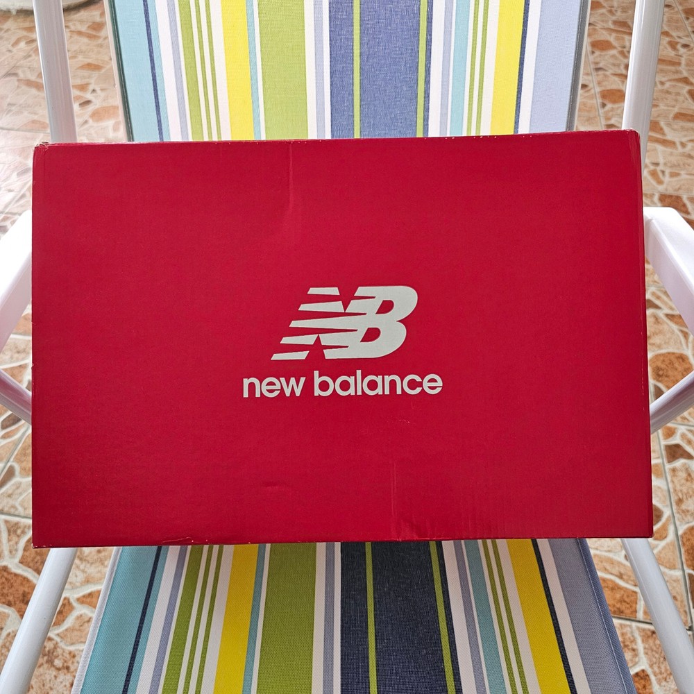 New Balance NB Red EMPTY SHOE BOX Replacement Shoebox W/ Paper Inside EMPTY BOX