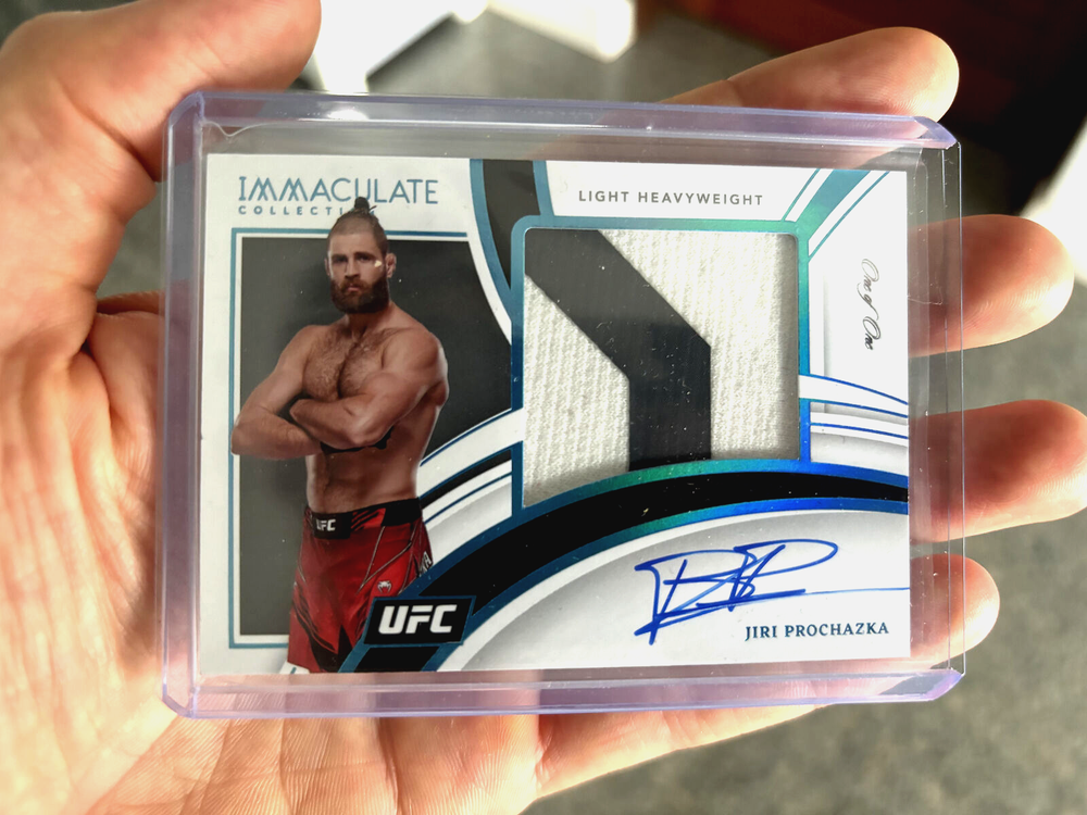 2022/23 Panini Immaculate UFC JIRI PROCHAZKA  1/1 on card AUTO