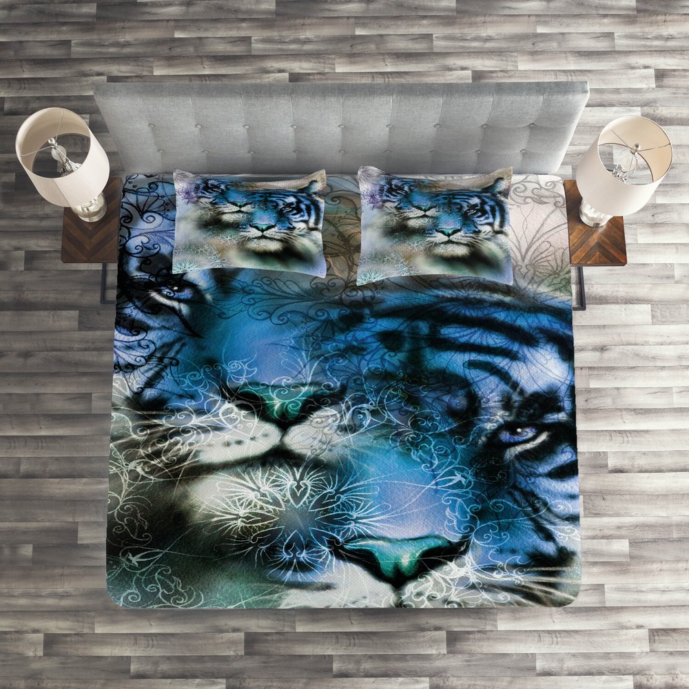 Animal Quilted Coverlet & Pillow Shams Set, African Safari Tigers Print