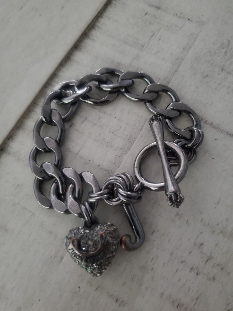 Juicy Couture Gunmetal Black Chain Pavè Crystal Heart Toggle Bracelet