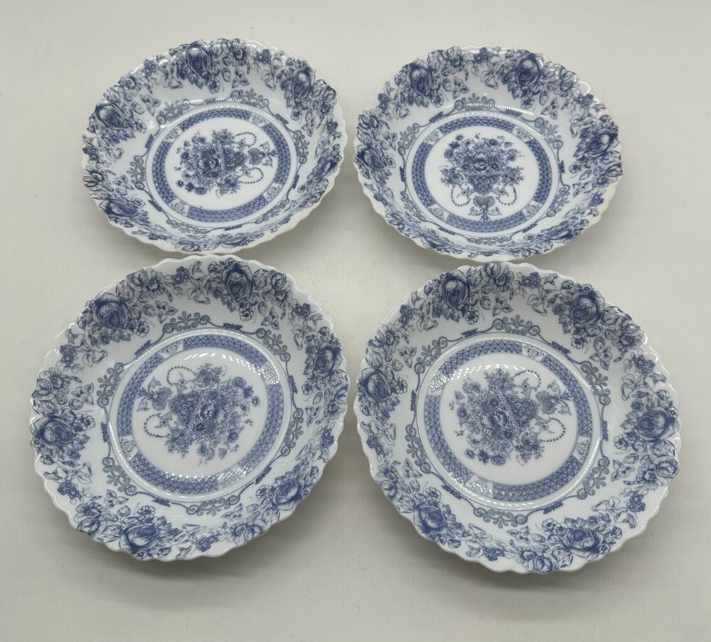 Arcopal Honorine 4-Piece Blue and White Scalloped Soup Bowl Set