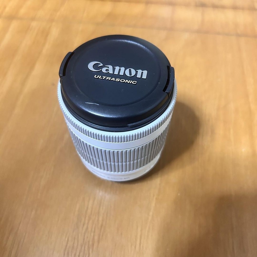 Canon EF-S 18-55mm IS STM White Lens for Beginners - Used