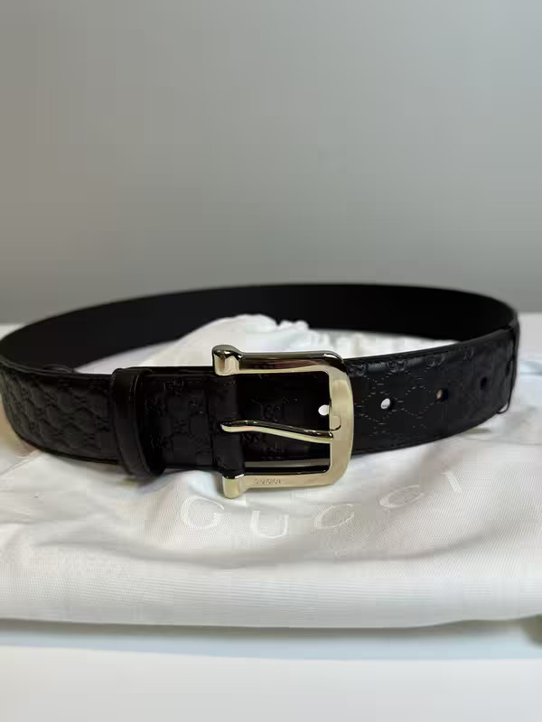 Authentic Gucci Leather Belt in Dark Brown Size 80 New
