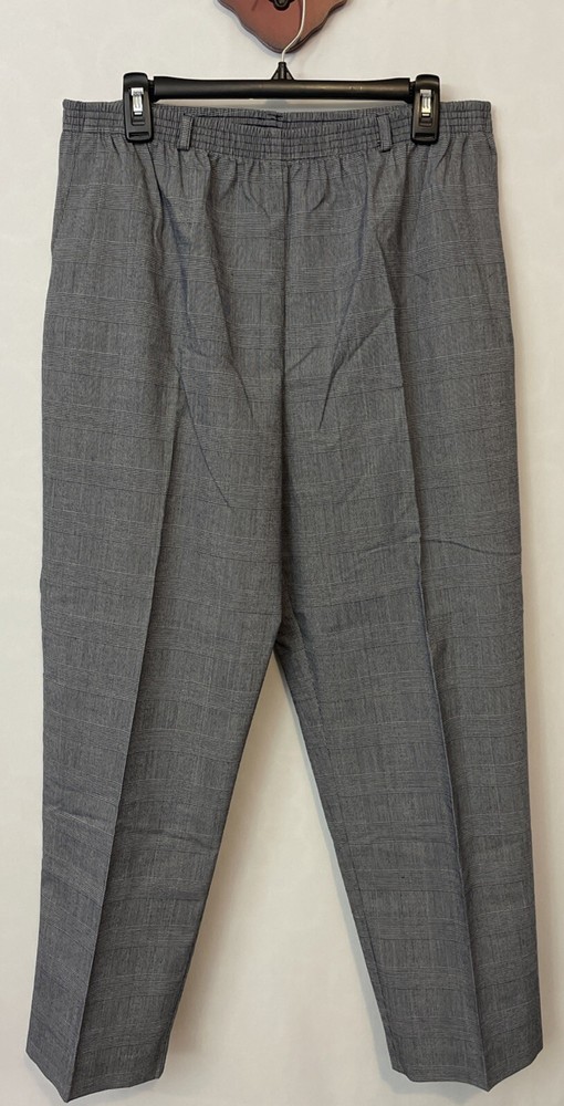 Alfred Dunner Womens 16 Black Striped Elastic Waist Pull-On Casual Pants! A2106