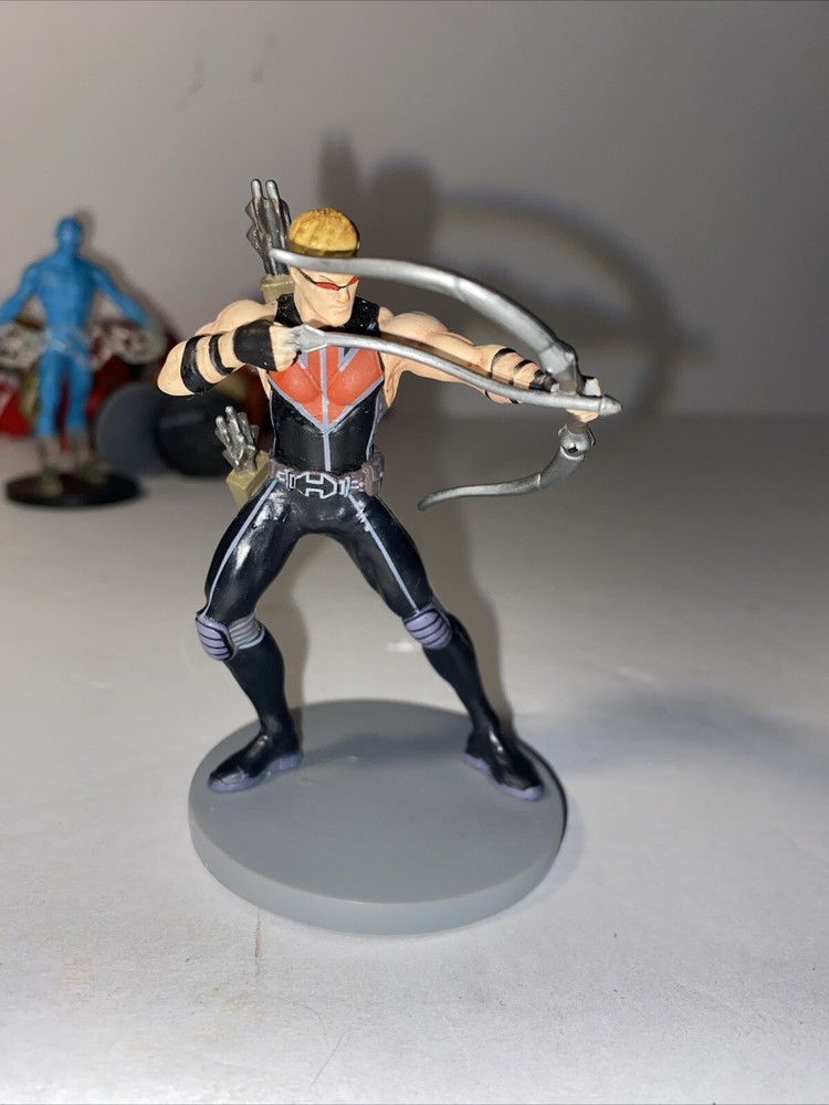 Disney Marvel Avengers Hawkeye Clint Barton 3.5-Inch Cake Topper Play Figure