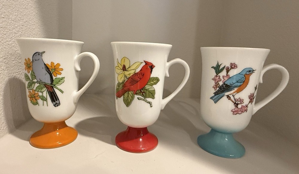 Lot of 3 Vintage MCM Fred Roberts Pedestal Bird Songbird Mugs Coffee Cups