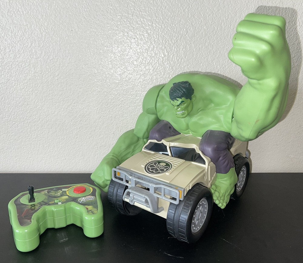Jakks Marvel Avengers XPV Remote Control Hulk Smash RC Jeep Truck tested working