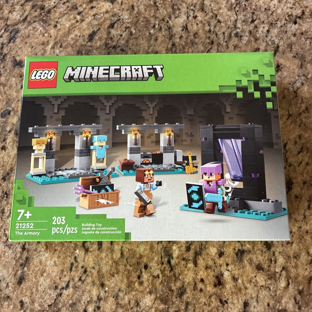 LEGO Minecraft The Armory 21252 New Sealed 203-Piece Building Set