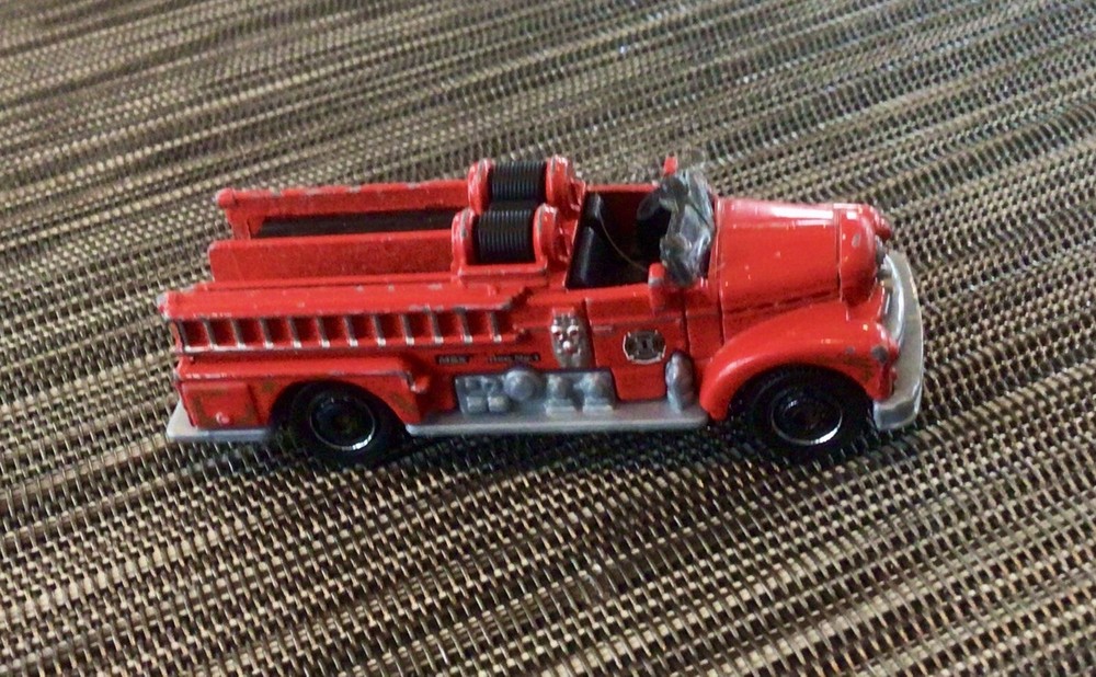 Matchbox Car: 2011 Seagrave Fire Engine (Classic)