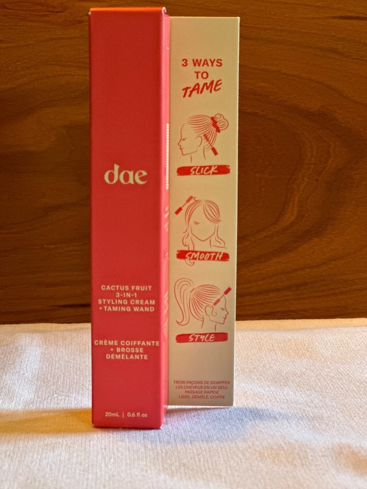 DAE  Cactus Fruit 3-in-1 Styling Cream with Taming Wand, Size 0.6 oz / 20 mL