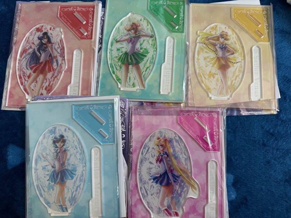 Sailor Moon 5 Warriors Action Figure Set  Usagi Mars Jupiter Venus Mercury