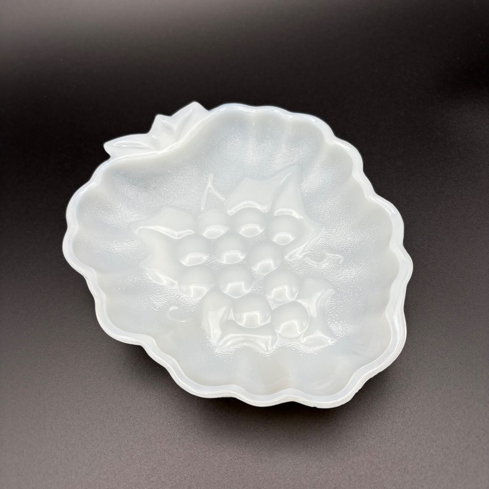 Vintage Hazel Atlas milk glass grape-shaped candy nut snack dessert dish tray