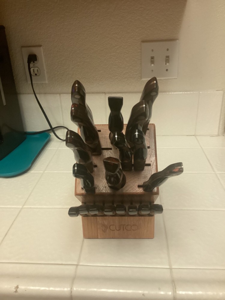 Cutco 19-Piece Vintage Knife Set Oak Block Red Brown Swirl Sharp Cutlery