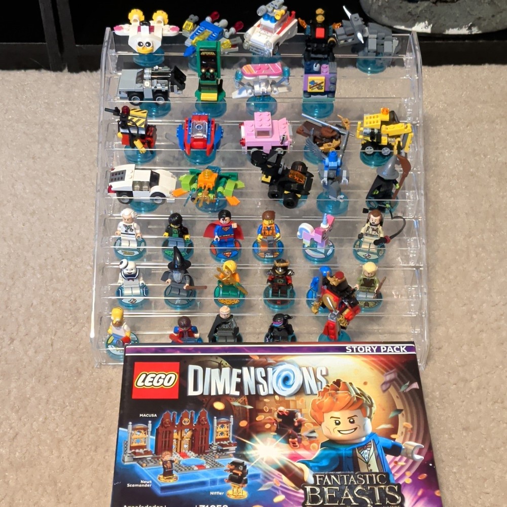 LEGO Dimensions LOT of 36 w/Fantastic Beasts Story Pack(NEW)!!! STAND INCLUDED