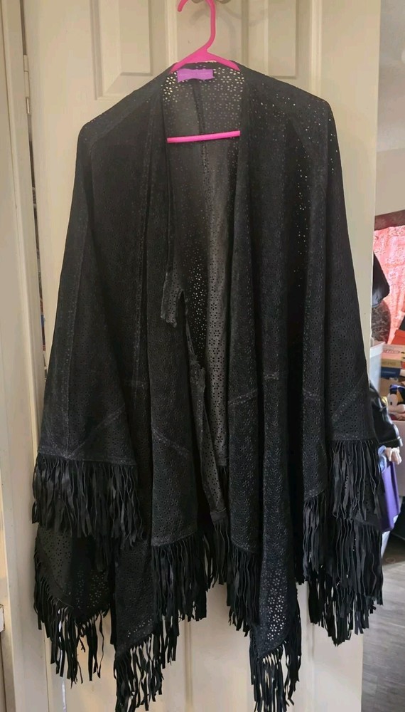 Suzanne Somers real suede Black  fringe Laser Cut Flower shawl poncho READ
