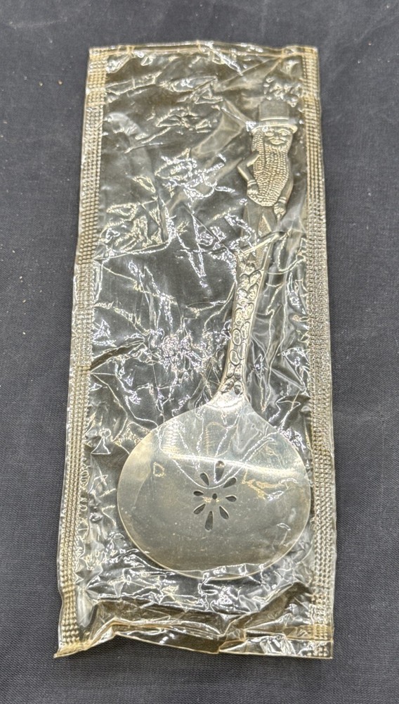 Vintage Planters Peanuts Slotted Serving Spoon Carlton Silver Plate Mr Peanut