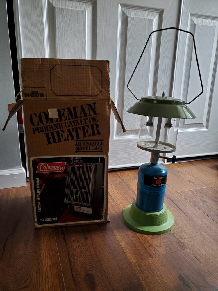 Vintage BERNZ-O-MATIC Propane Gas Porta-Light Camping Lantern