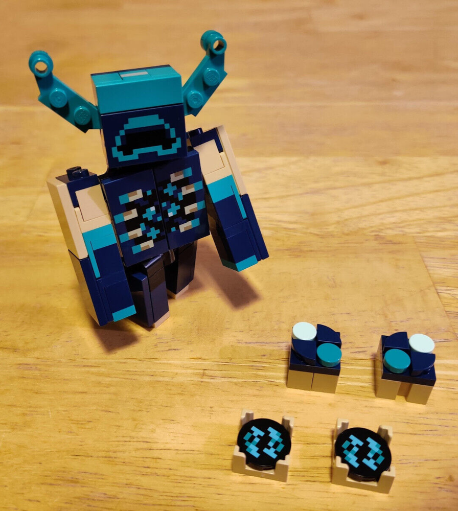 LEGO Minecraft: The Deep Dark Battle (21246)