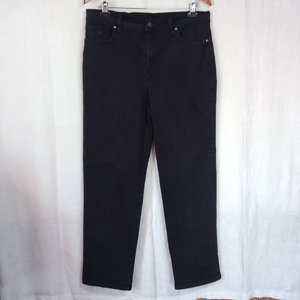 Gloria Vanderbilt Amanda Midrise Straight Leg Black Denim Jeans in Size 14