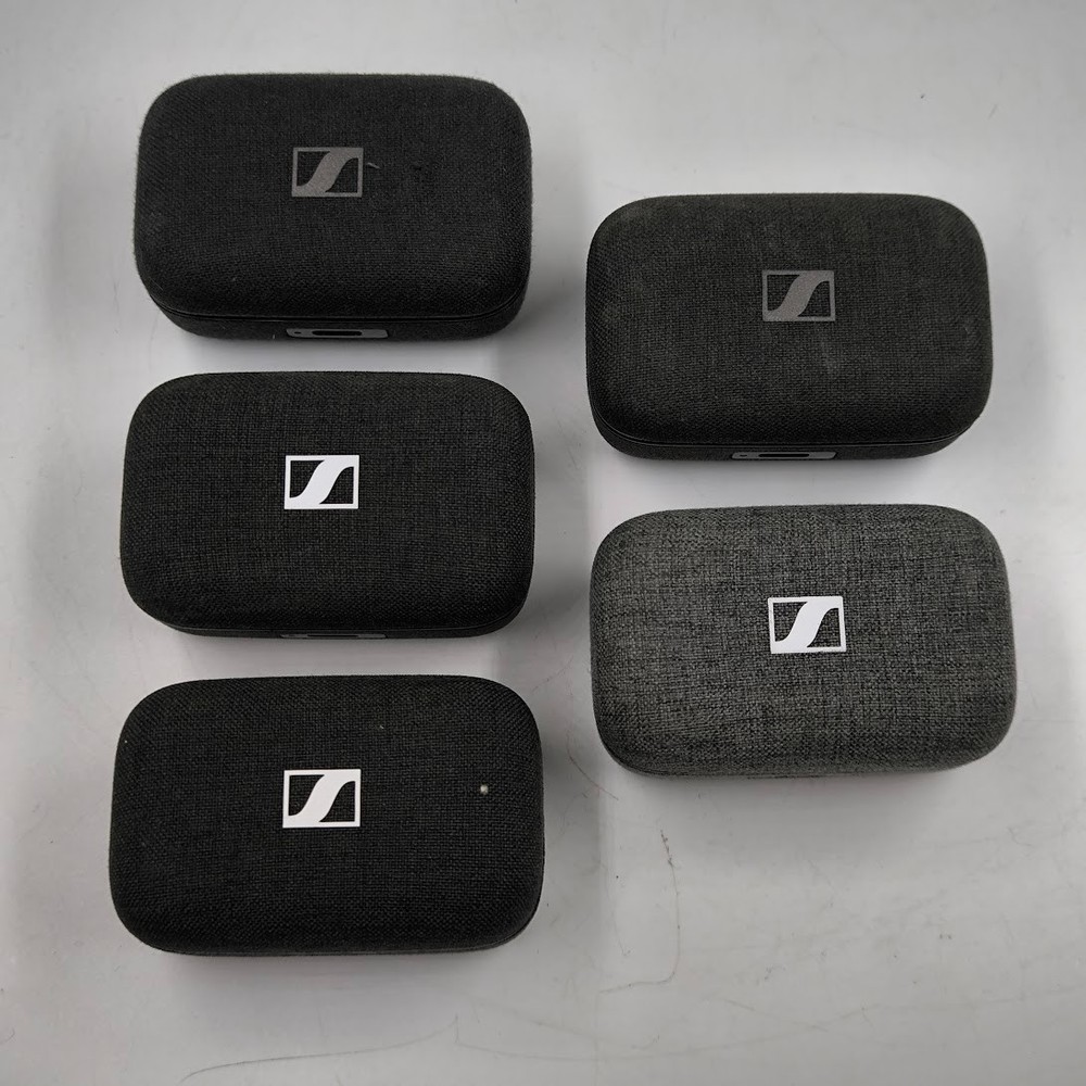 LOT OF 5 Sennheiser Momentum 4 MTW4 C & MTW3 C Only Charging Cases For Parts