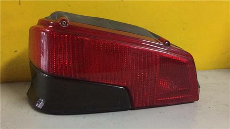 PEUGEOT 106 S1 1.0 COCKTAIL Left Hand Rear Lamp 266350