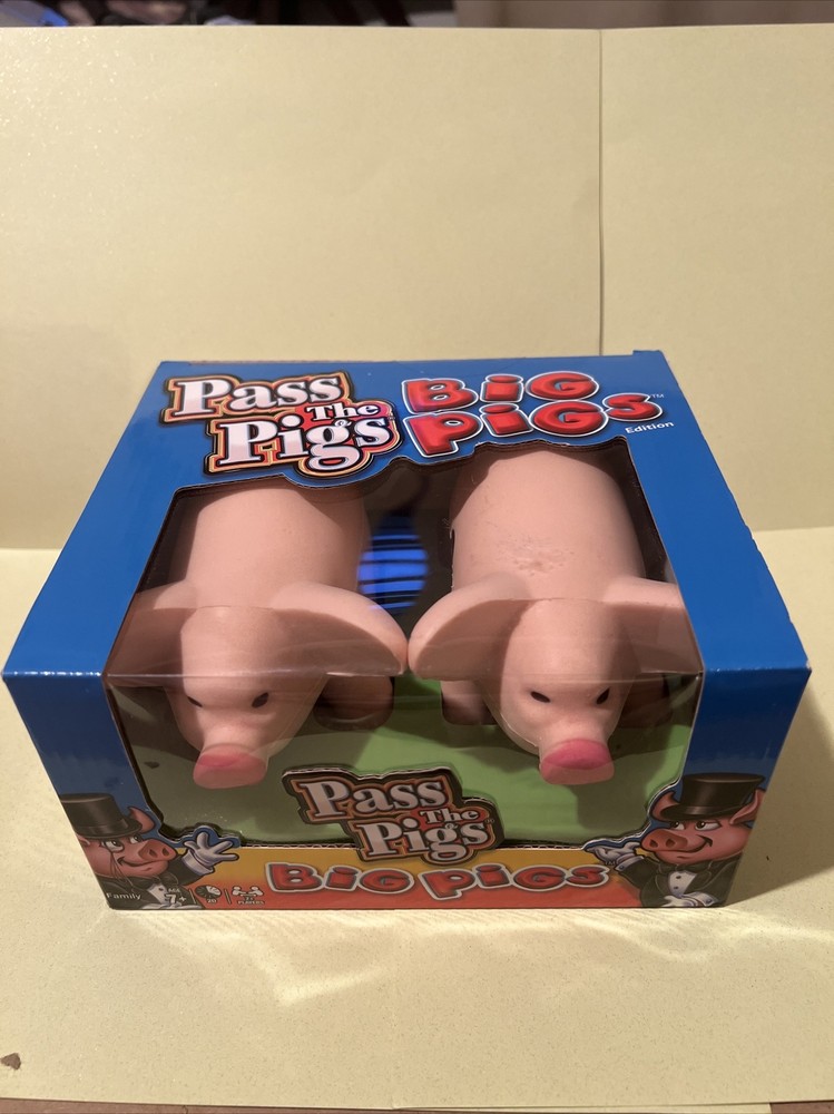 BIG PIGS YARD & FLOOR Game Pass The Pigs Big Pigs classic pig dice