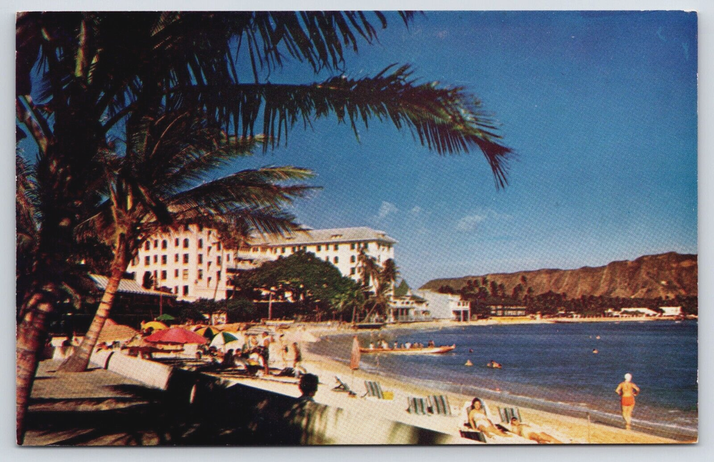 Vintage 1960 Waikiki Beach Sunbathers Outrigger Canoe HI Hotels Postcard D12
