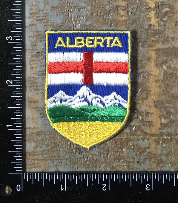Vintage ALBERTA Coat Of Arms Crest Shield Canada Travel Souvenir Patch