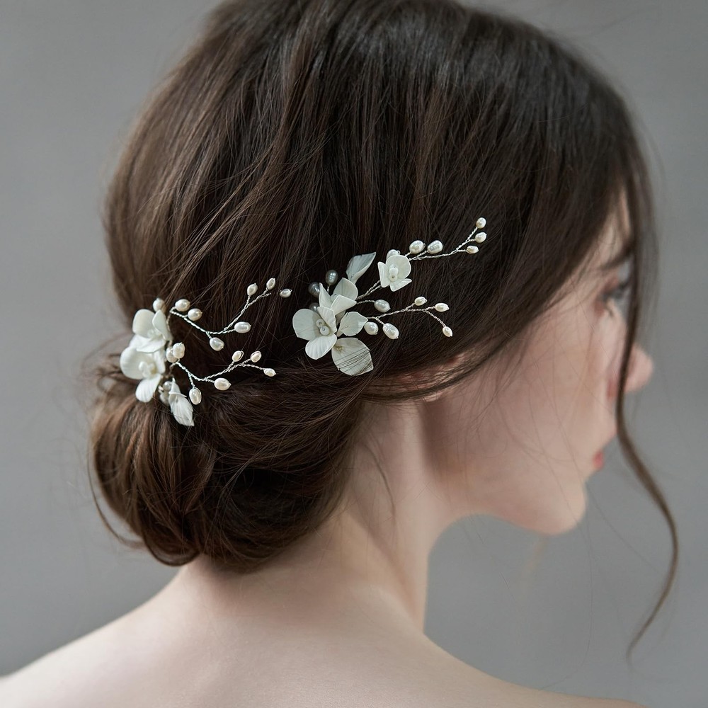 Handmade White 3D Pinch Flower Bridal Hairpins with Freshwater Pearls for Wedding Hairstyles