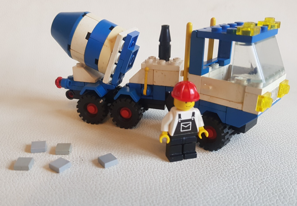 LEGO Classic Town Cement Mixer 6682 Construction Set from 1985 Legoland City