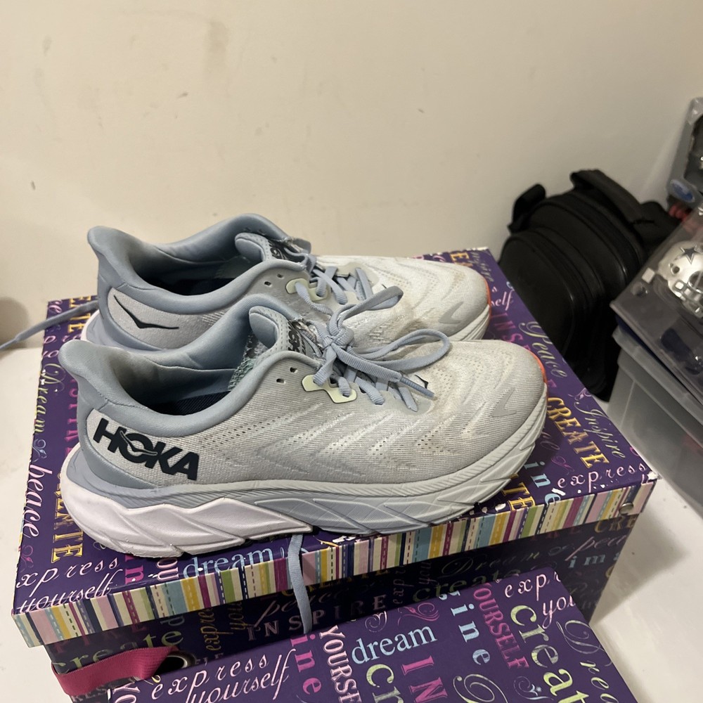 Hoka One One Arahi 6 Running Shoes Womens Sz 6 B Athletic Sneakers Trainers Blue