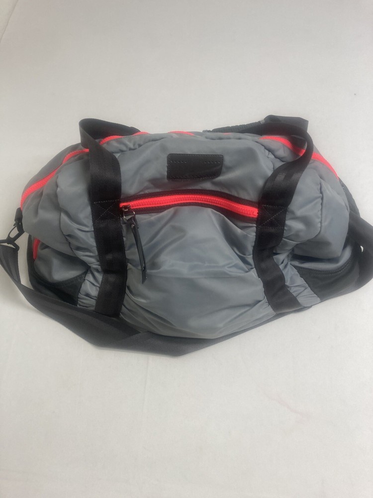 Under Armour Gym Bag Duffle Bag New Without Tags