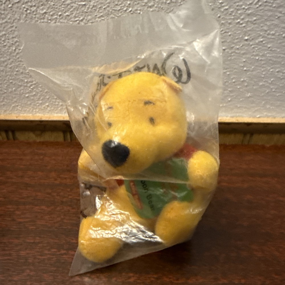 Kelloggs Disney World Pooh 3.5 Mini Bean Plush 2001 New Sealed