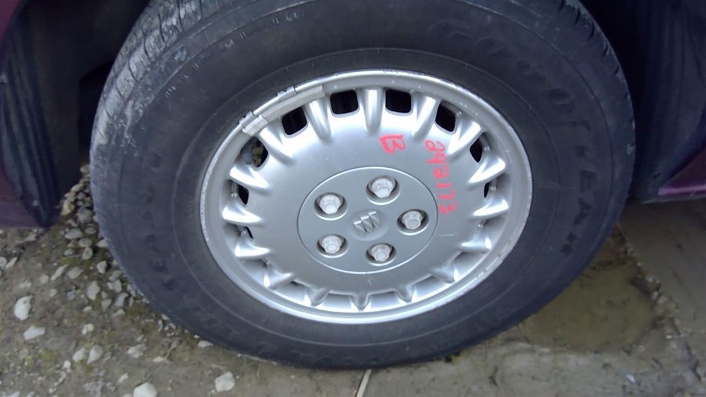 15x6 Aluminum 16-Spoke Silver Wheel Fits 97-02 Buick Century Opt PH6 721439