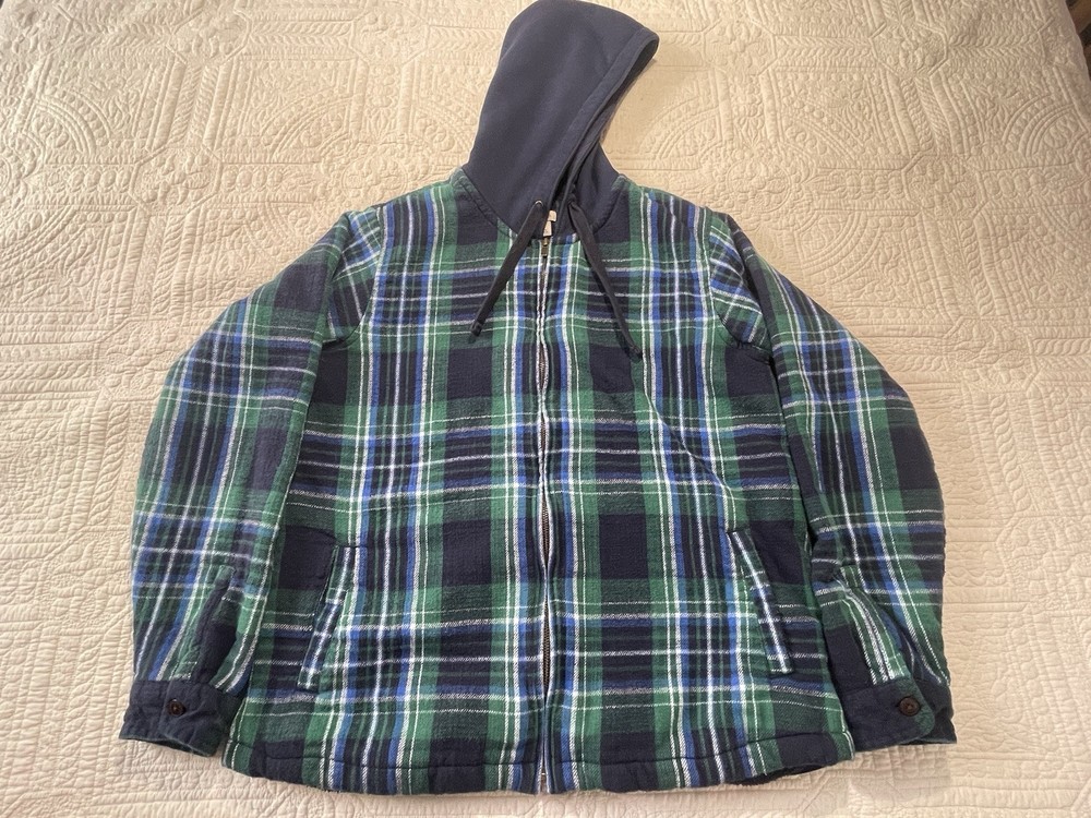 Men’s Pre-Owned LLBean Green Plaid Flannel Sherpa Lined Hoody - Medium