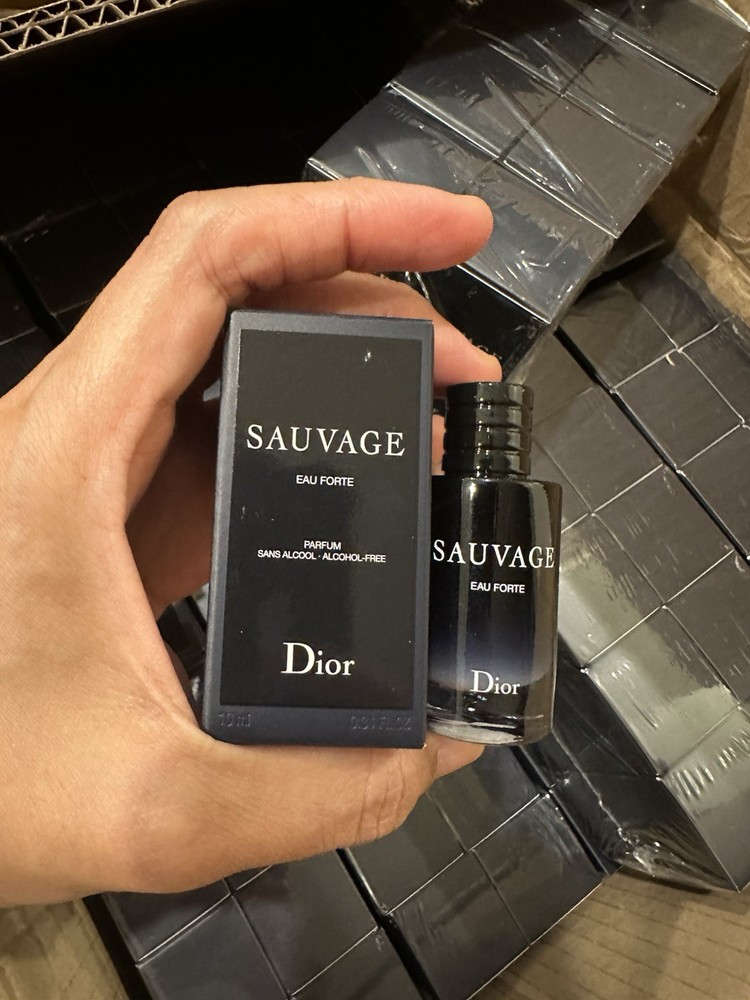 Dior Sauvage Eau Forte Parfum, Alcohol-Free, Mini Splash Dabber 10ml