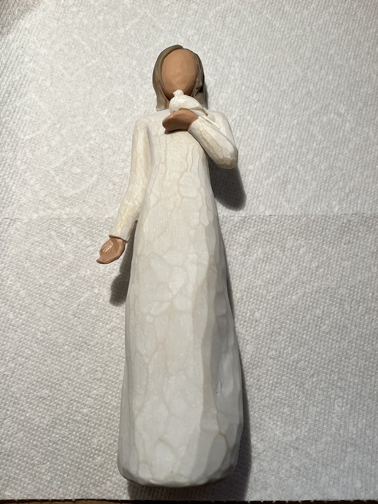 Willow Tree Susan Lordi With Sympathy Figurine #27687-Demdaco