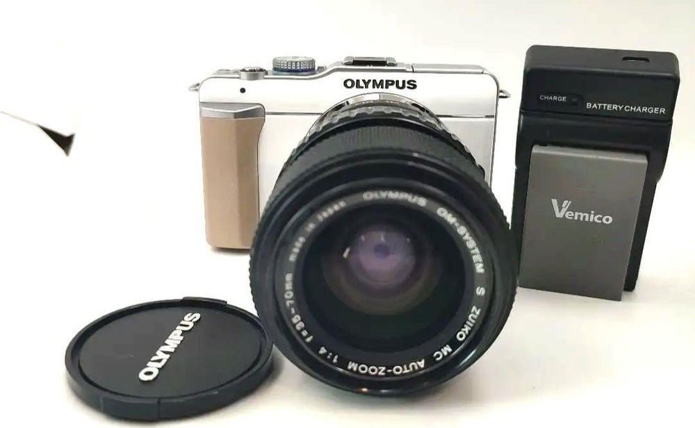 Olympus Pen E-PL1 Mirrorless Camera Kit 14MP with F4 Lens Used