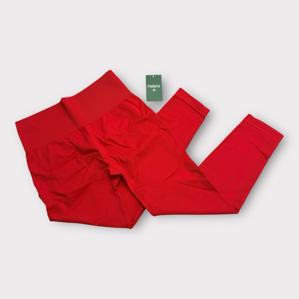 Halara Seamless High Waisted Ruched 7/8 Leggings in XL - Vermillion Red