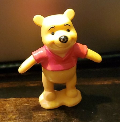 WINNIE THE POOH ~ Disney Collectible Cake 🧁Topper/ Toys