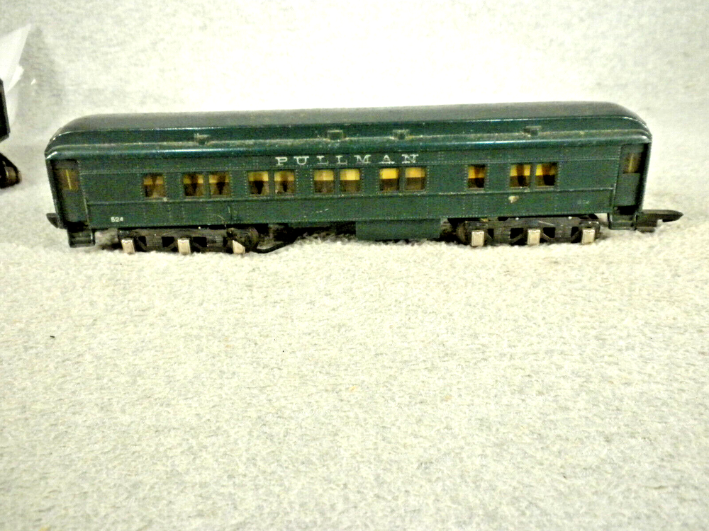 0 Gauge American Flyer - 2  passenger cars -  for parts or to restore -