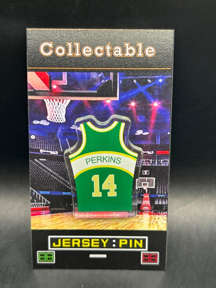 Seattle Supersonics Sam Perkins jersey lapel pin-Classic RETRO Collectable