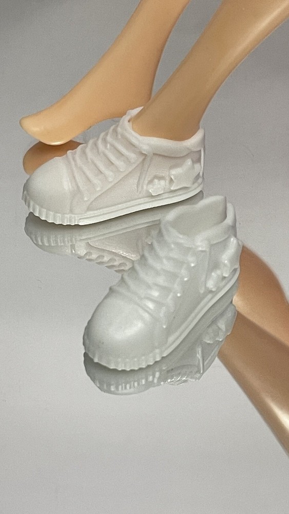 100 pairs of white sneakers pliable silicone  shoes  for  the 11.5