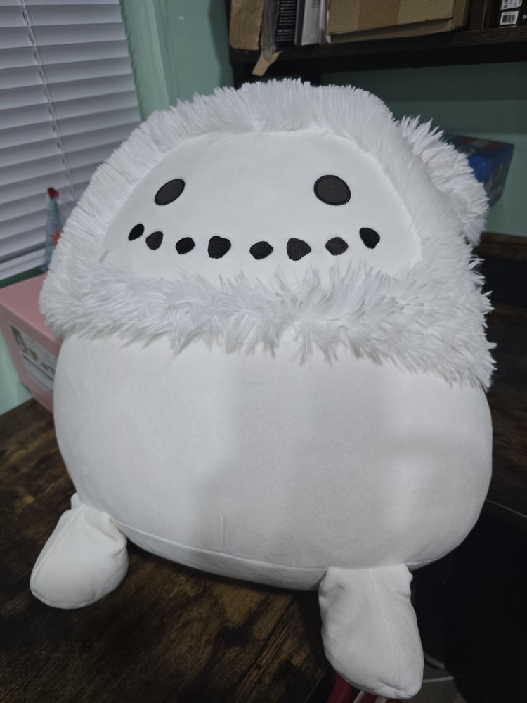 Squishmallow 16” Benny The Christmas Snowman Bigfoot Select Series NWT - LIMITED
