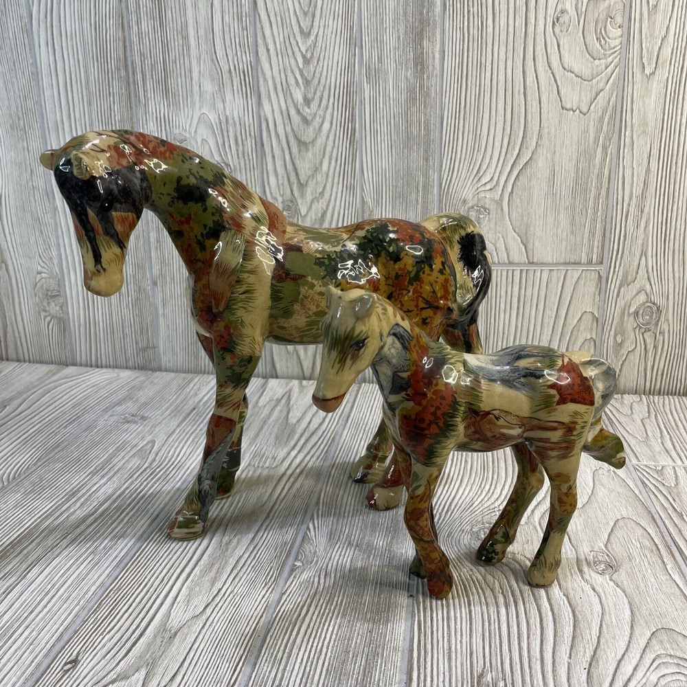 Horse Figurines 10