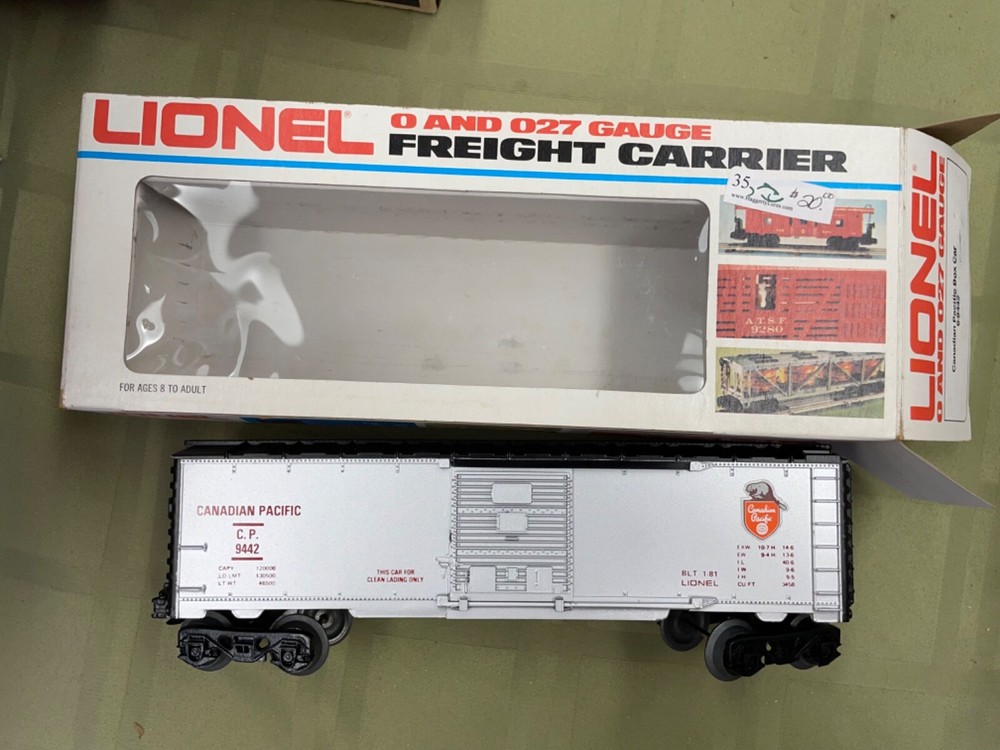 Lionel Canadian Pacific Boxcar Toy Train Model