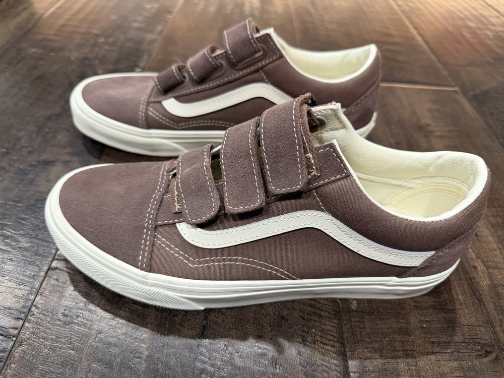 Vans Old Skool V Deep Taupe/Marshmallow Women's Skate Shoes Size 9