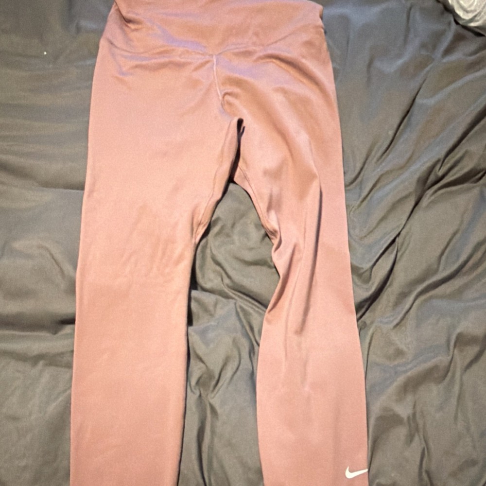 Nike Dri-FIT Mauve Ankle Leggings Women’s Size M High Rise Stretch