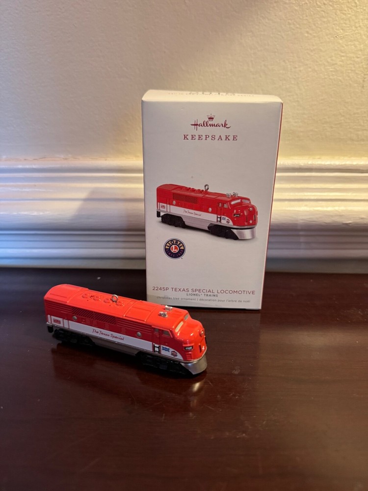2018 Hallmark Keepsake Ornament 2018 Lionel 2245P Texas Special Locomotive